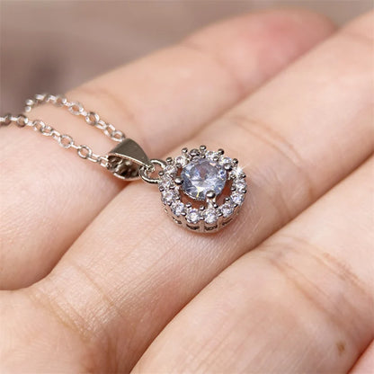 Women's Chain Necklace Round White Zirconia Pendant Fashion Jewelry Wedding Engagement Accessories Wholesale N001