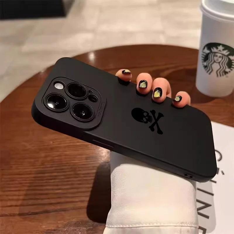 Black Skull Phone Case For iPhone 15 Cases iPhone 14 13 12 11 Pro Max Mini XS Max XR X 7 8 Plus SE2022 Matte Soft Silicone Cover