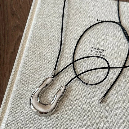 New U-shaped Metal Necklace for Women Long Rope Sweater Chain Accessories Black Rope chain Fashion Jewelry Gifts