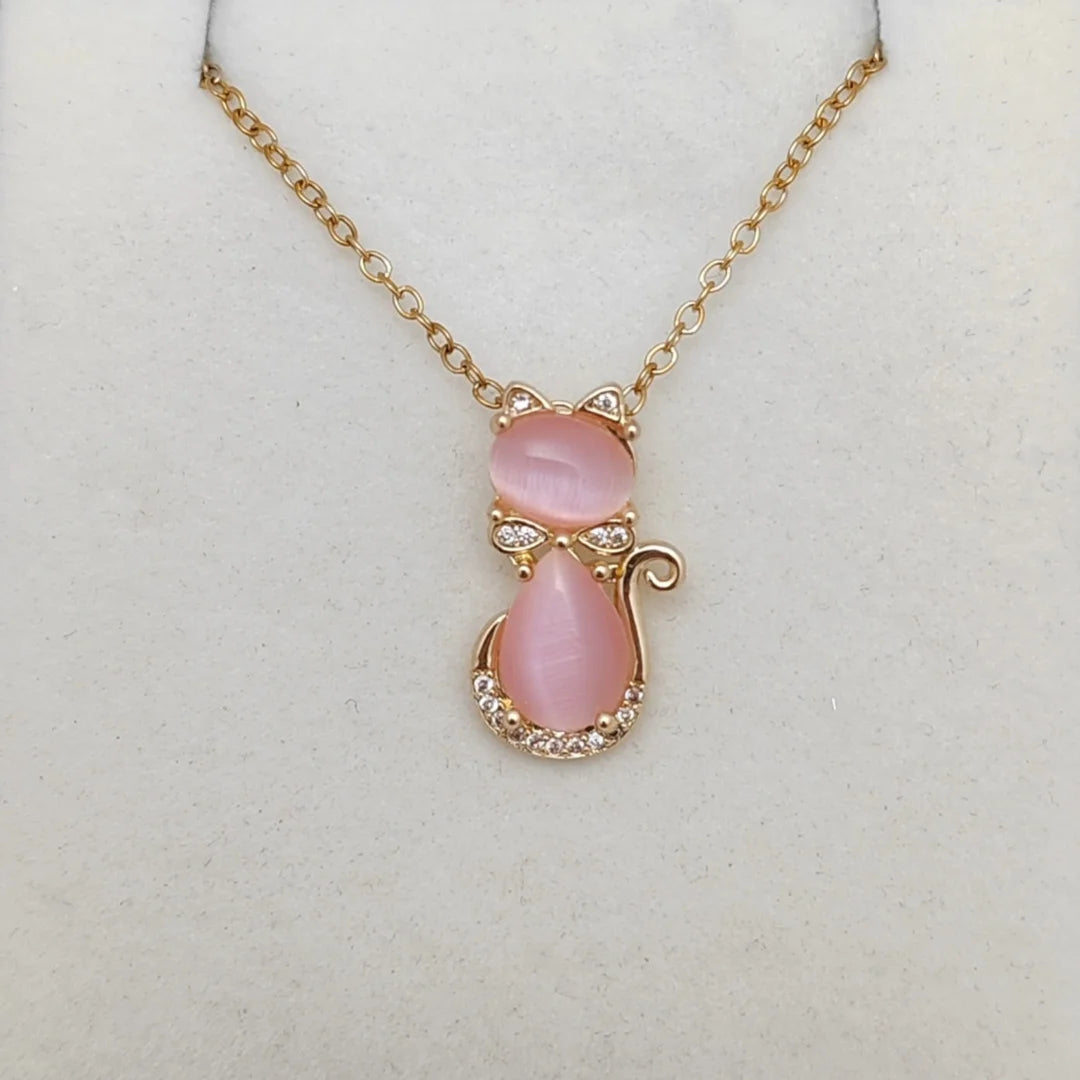 Trendy Animal Collarbone Necklaces for Women - Creative Cat Design with Stainless Steel Chain