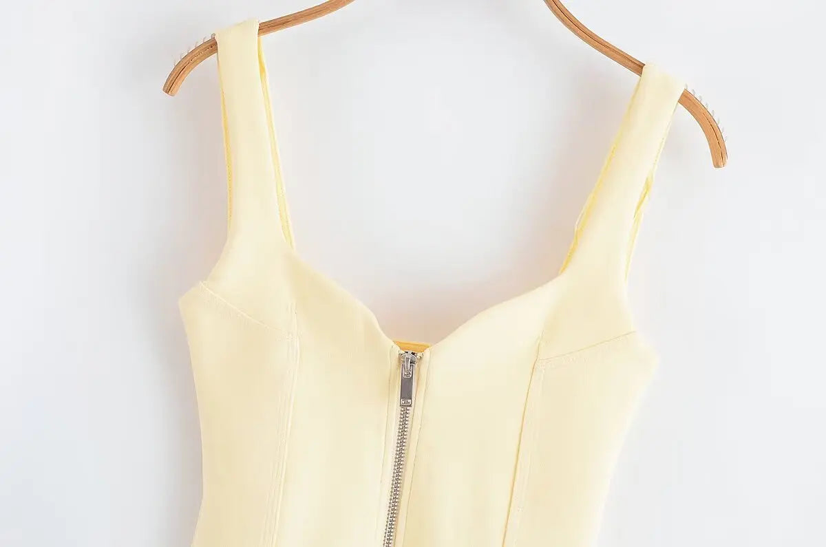 Women's Tops Summer 2025 New Elastic Tight-Fitting Elegant Summer Holiday Tops Women's Street Chic Youth Fashion Joker Vest Tops