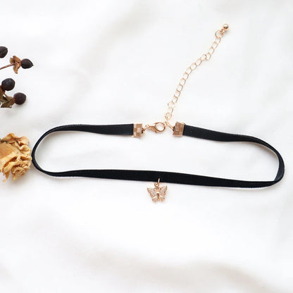 Black Choker Necklace For Women Elegant Lace Velvet Stretch Chain Gothic Flower Short Clavicle Neck Cord Aesthetic Jewelry Gift