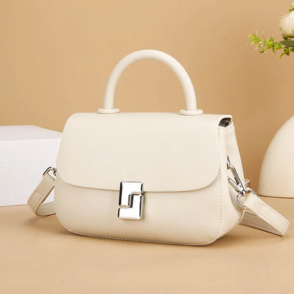 New Women's Bags, Fashionable and Versatile Saddle Bags, Niche High-End Armpit Bags, Single Shoulder Crossbody Bags for Commuting and Shopping