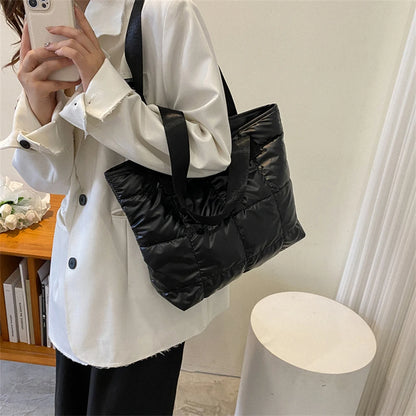 Fashion Tote Handbags for Women Black Large Capacity Soft Rhombus Bags Vinatge Quilted Shoulder Bag Purse for Travel Shopping