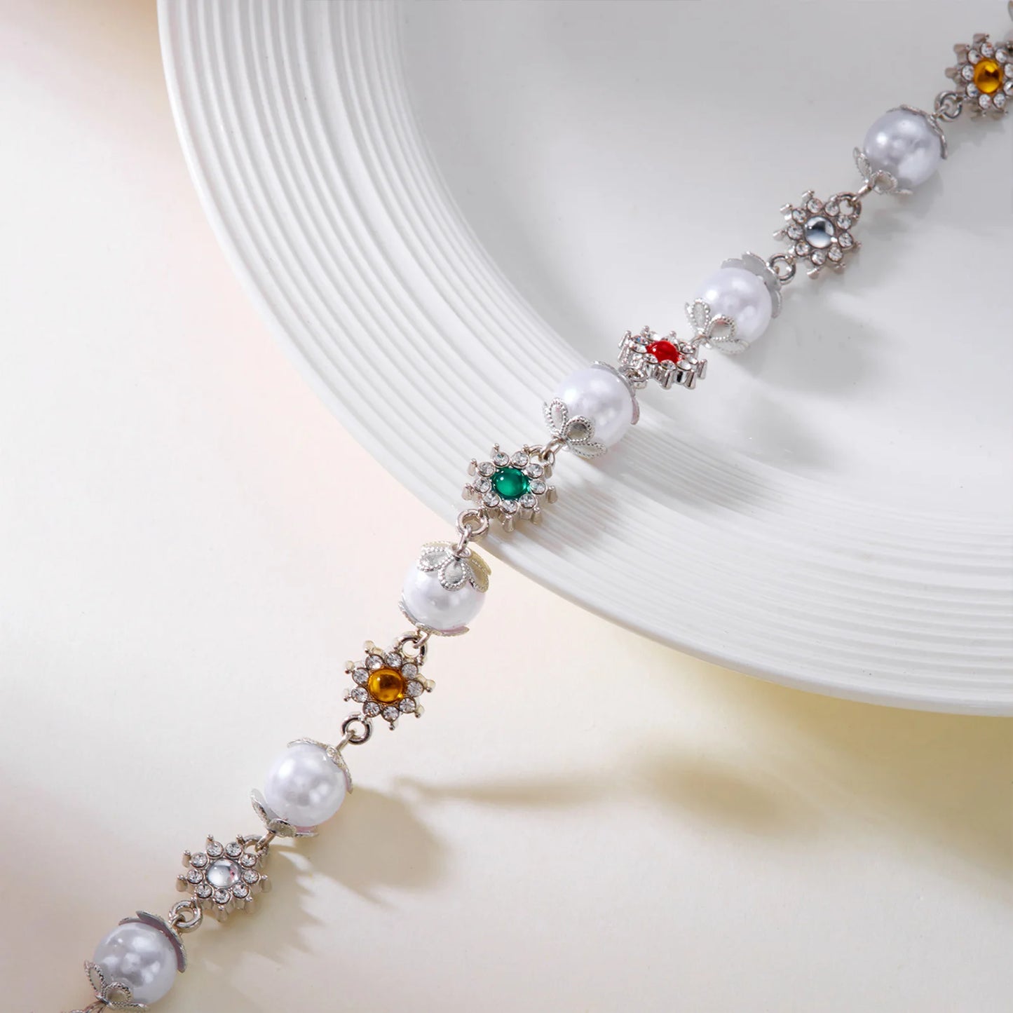 2025 New Flower Necklace For Women Trendy Pearl Patchwork Colorful Flower Neck Chain Light Luxury Jewelry Neck Accessories