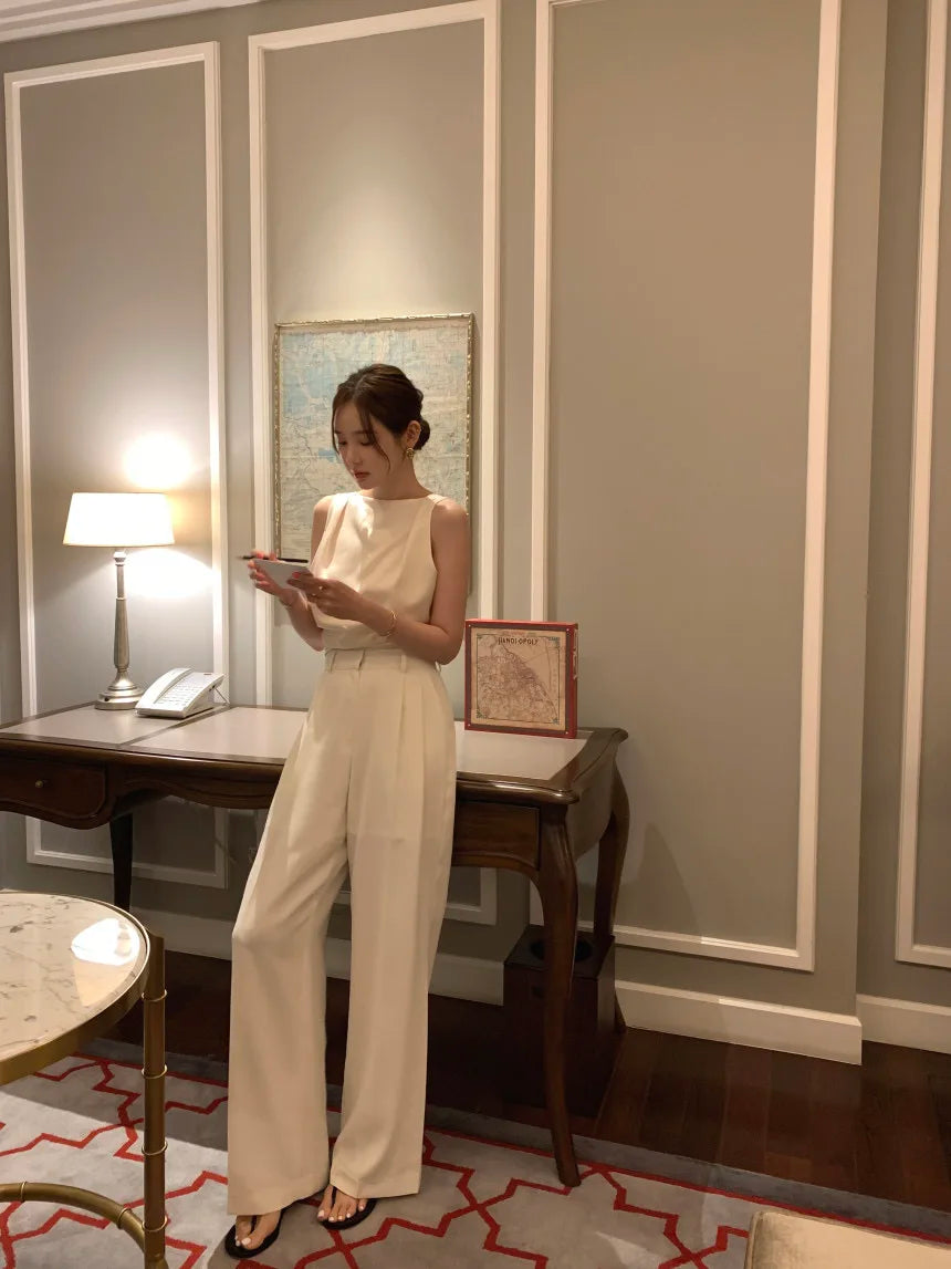 Feminino Sexy Backless Ropa Mujer 2025 Women Top New Sleeveless Clothes Round Neck Tanks & Camis Summer Elegant Tops