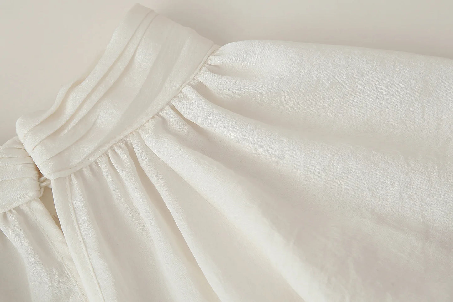 Woman 2025 Tops Ruffle Long Sleeve Top Elegant Womens Blouses Cropped Plain Shirts Beautiful Women's Blouses Vestidos Boho Dress