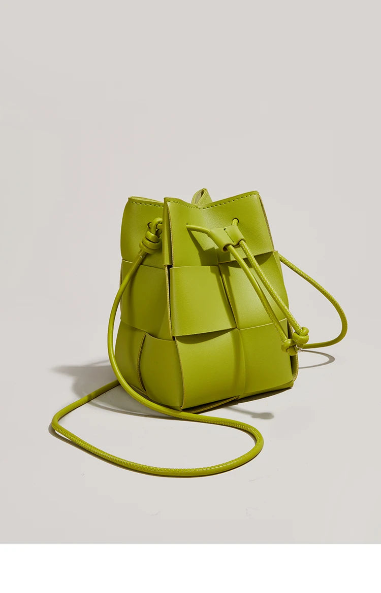 Weave Handbag Women Woven Bags Small Drawstring Bucket Shoulder Messenger Bags Luxury Famous Brand Designer Purse Female bag