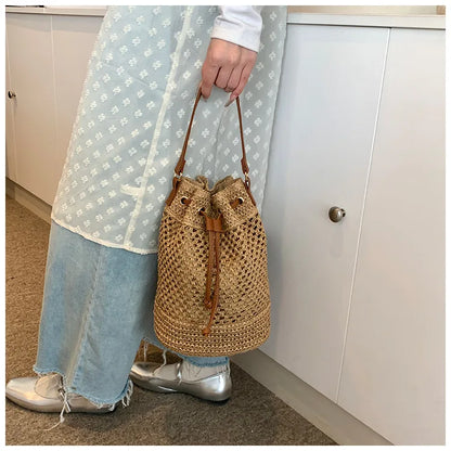 Weaving Bag Women 2024 New Fashion Bucket Bag Summer Niche Hundred Straw Beach Single Shoulder Crossbody Bag