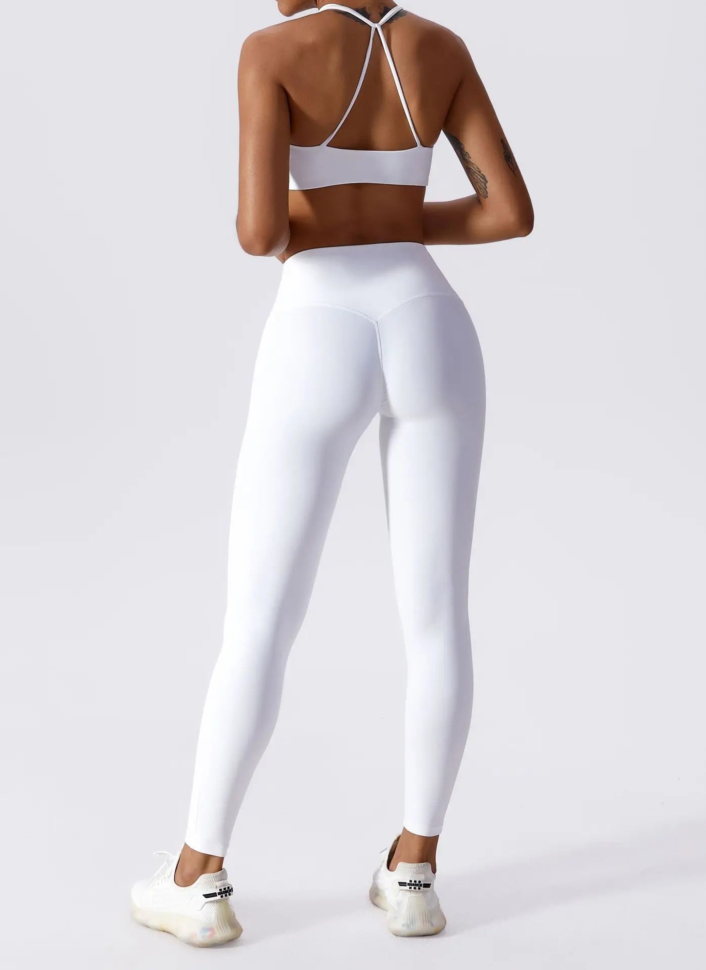 Women's Yoga Pants Nude Feeling Running Speed Dry Buttock Lifting Fitness Pants High Waist Tight Gym Push-Up Sweat Pants