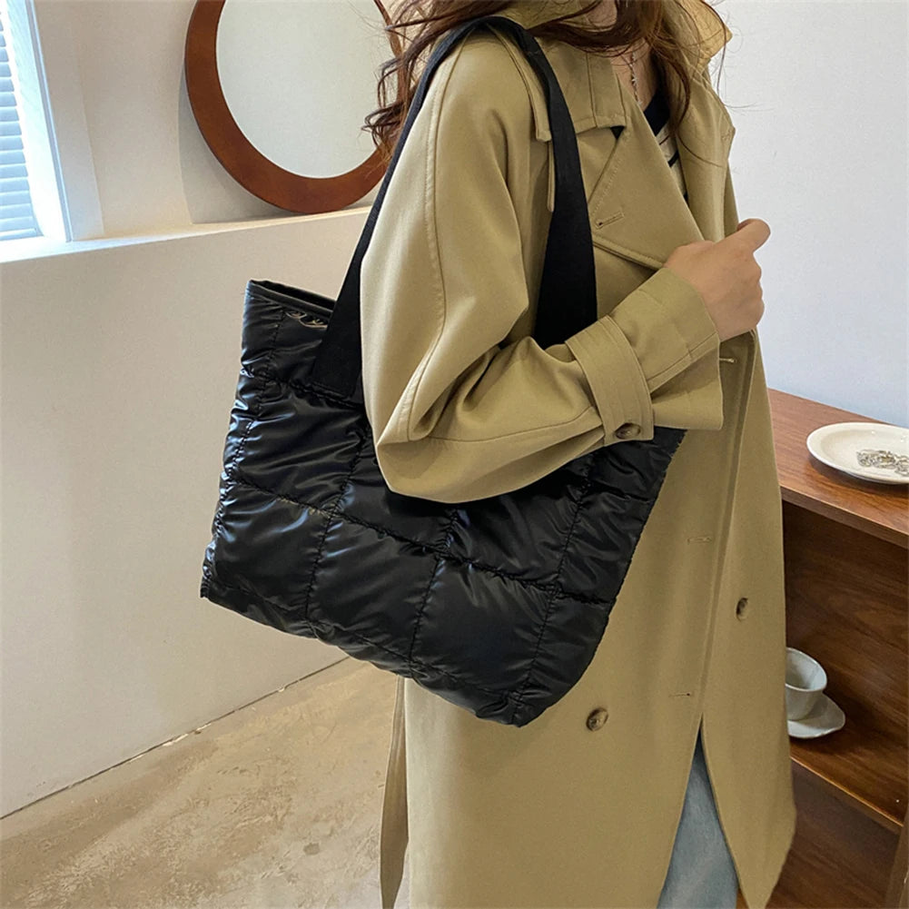 Fashion Tote Handbags for Women Black Large Capacity Soft Rhombus Bags Vinatge Quilted Shoulder Bag Purse for Travel Shopping