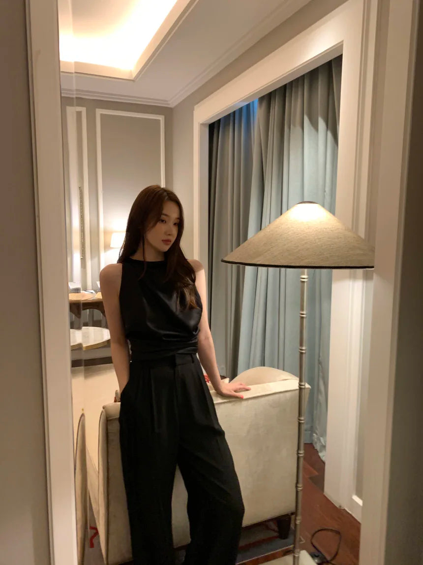 Feminino Sexy Backless Ropa Mujer 2025 Women Top New Sleeveless Clothes Round Neck Tanks & Camis Summer Elegant Tops