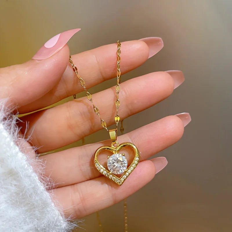 Cute Anime Necklaces For Women Crystal Bear Cartoon Pendant Necklace 2023 Luxury Clavicle Chain Fashion Korean Jewelry Wholesale